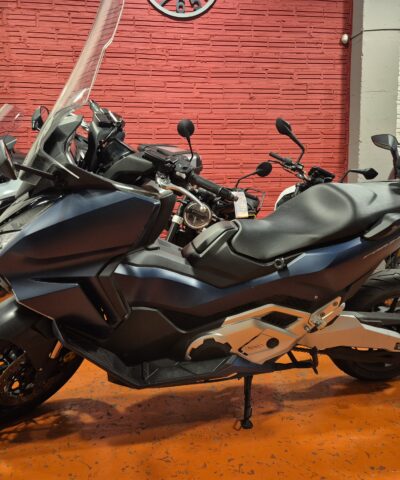 HONDA FORZA 750