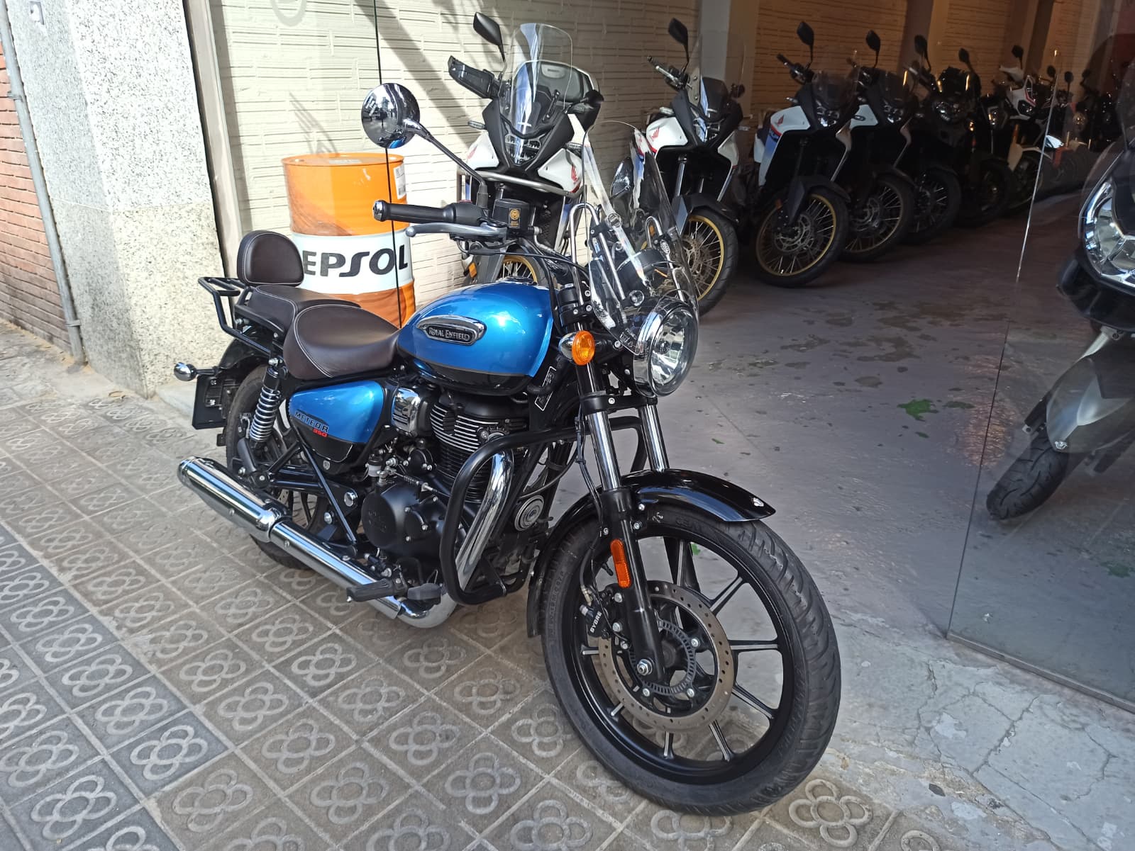 ROYAL ENFIELD METEOR 350 - Imagen 4