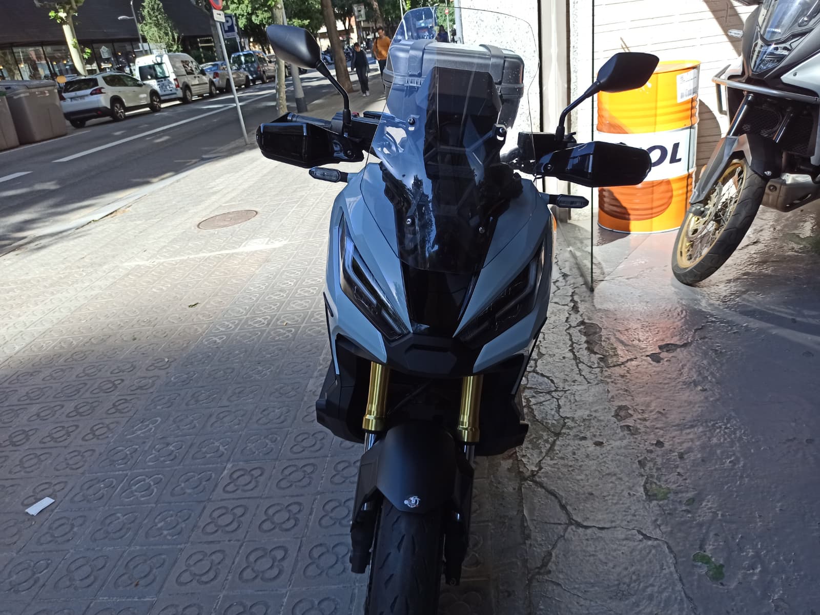 HONDA X-ADV 750 - Imagen 5