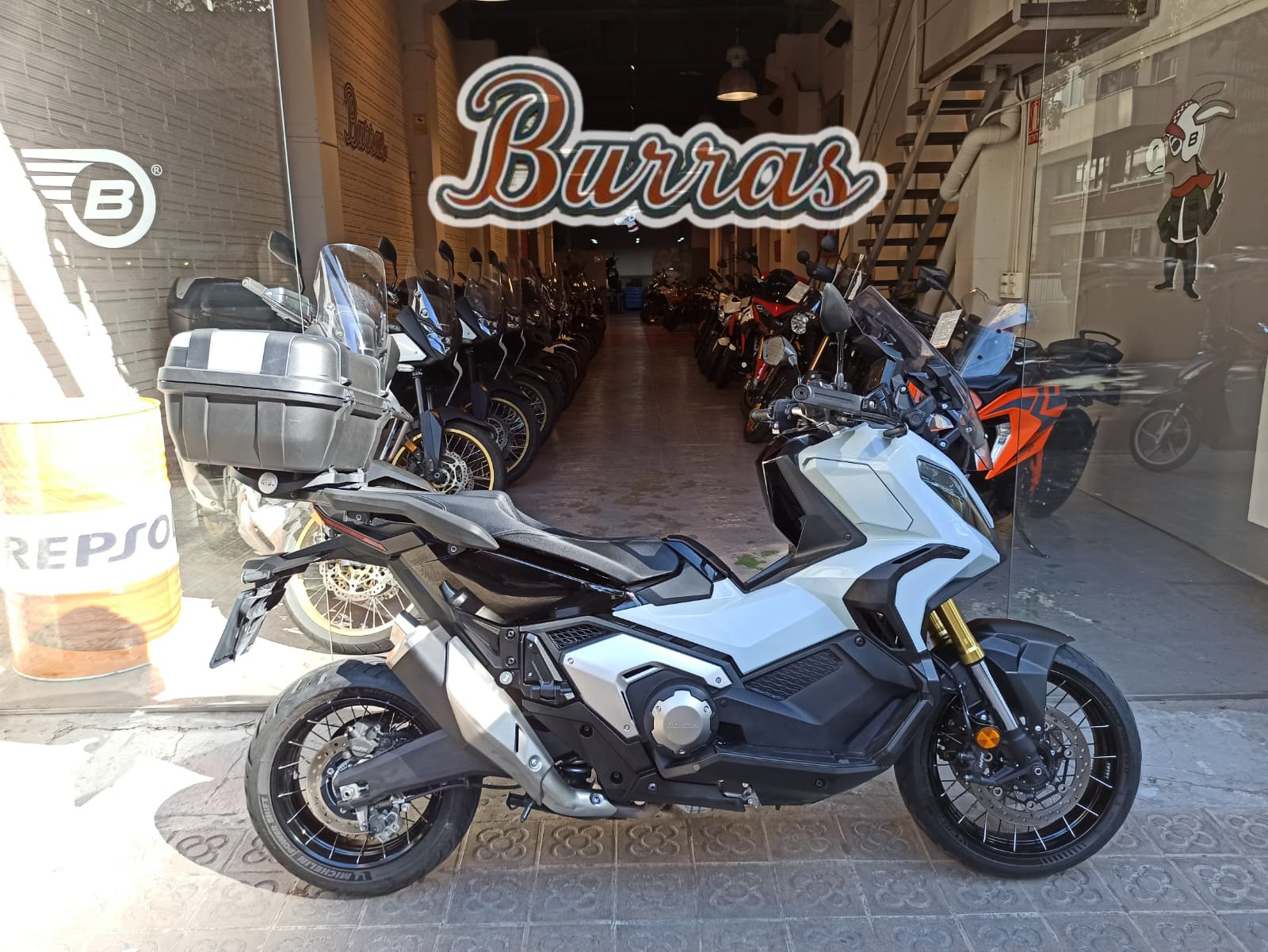 HONDA X-ADV 750