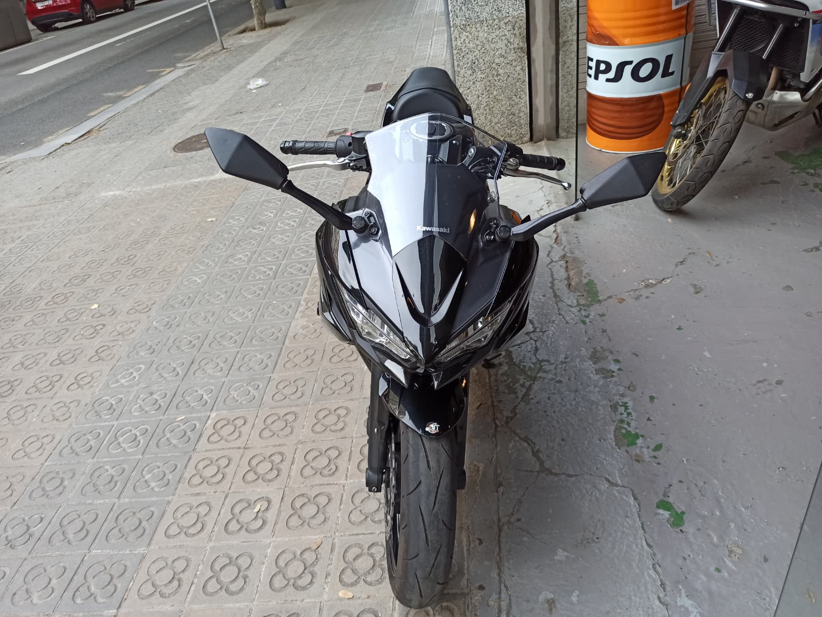 KAWASAKI NINJA 650 - Imagen 5