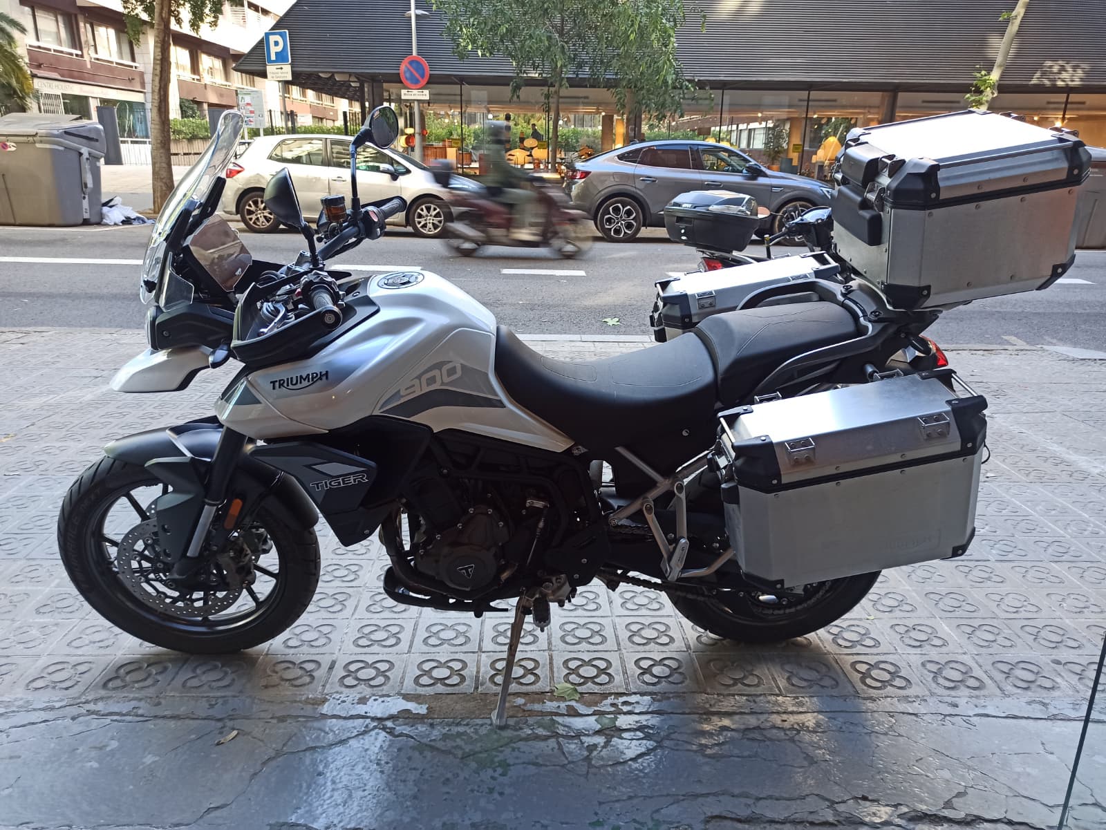 TRIUMPH TIGER 900 GT - Imagen 8