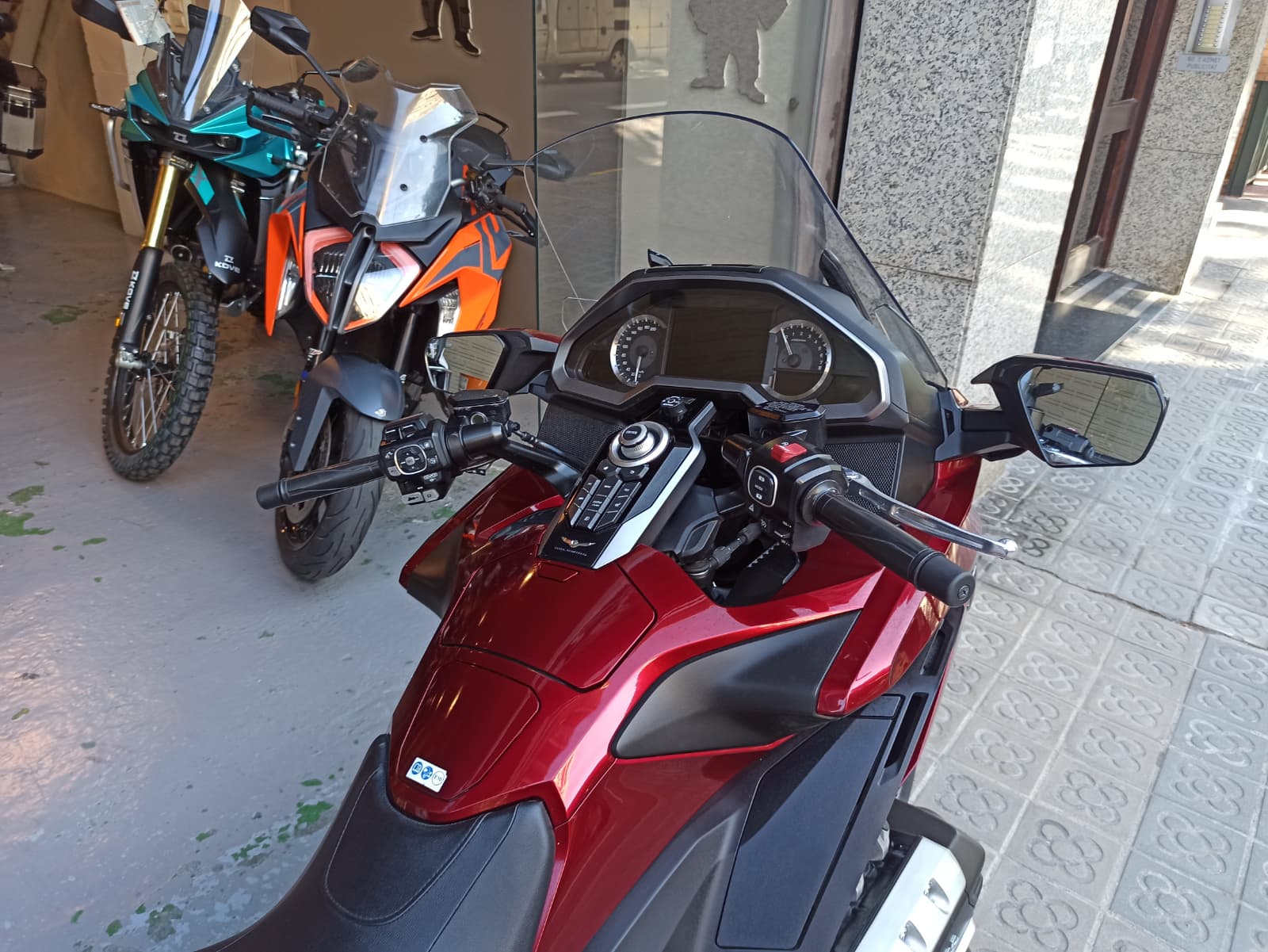 HONDA GL 1800 GOLD WING - Imagen 6