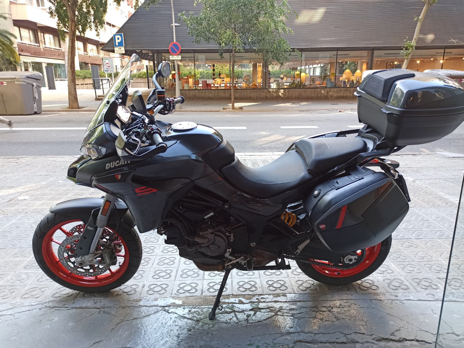 DUCATI MULTISTRADA V2S - Imagen 8