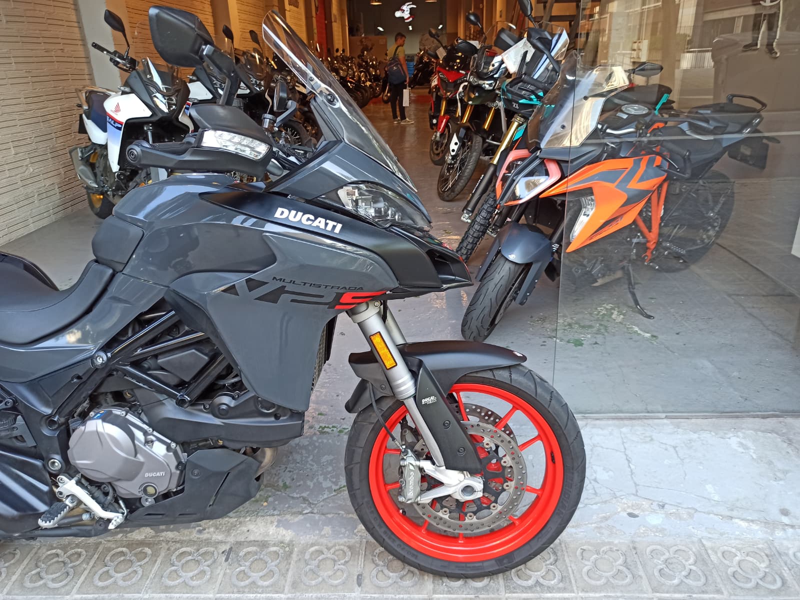 DUCATI MULTISTRADA V2S - Imagen 3