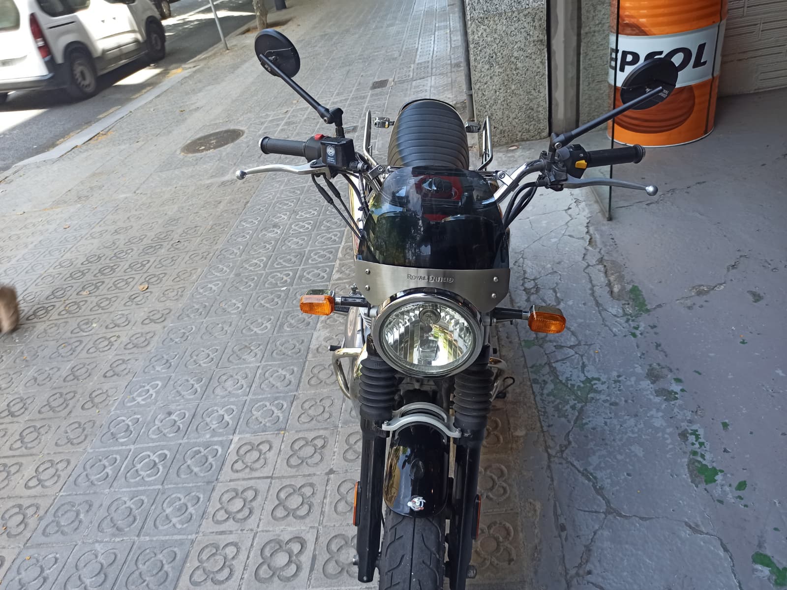 ROYAL ENFIELD INTERCEPTOR - Imagen 5
