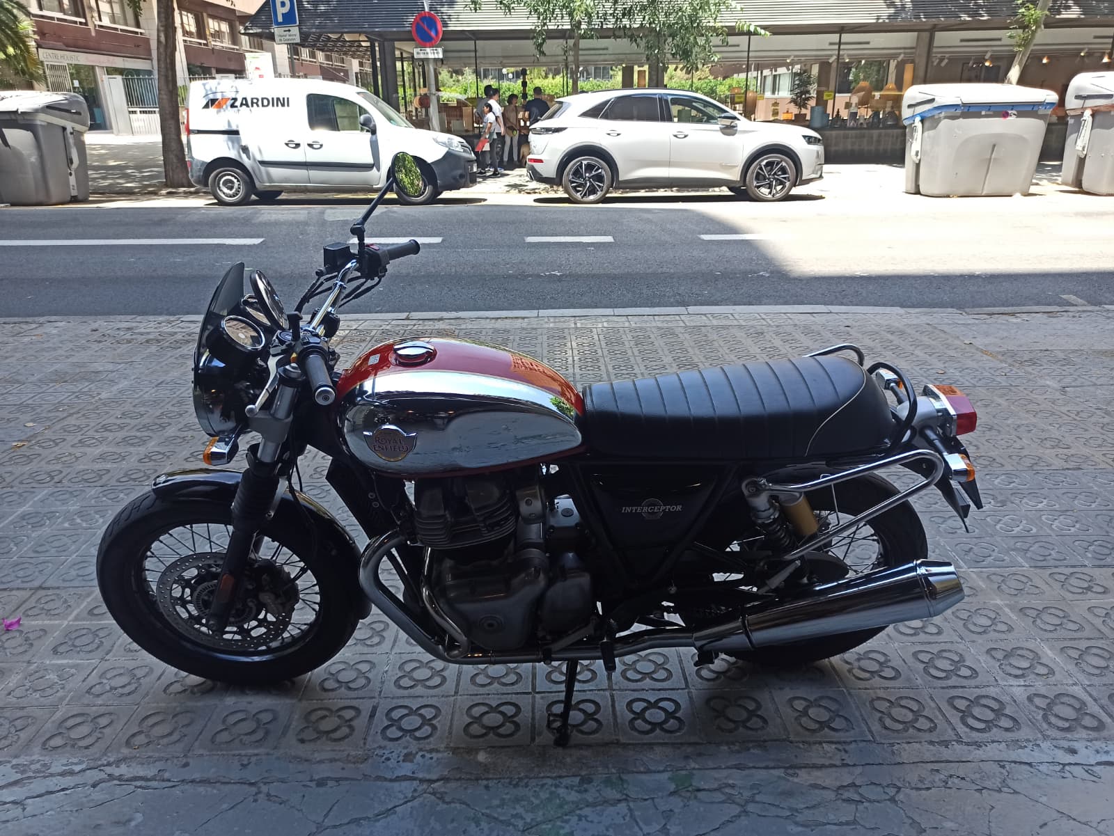 ROYAL ENFIELD INTERCEPTOR - Imagen 8