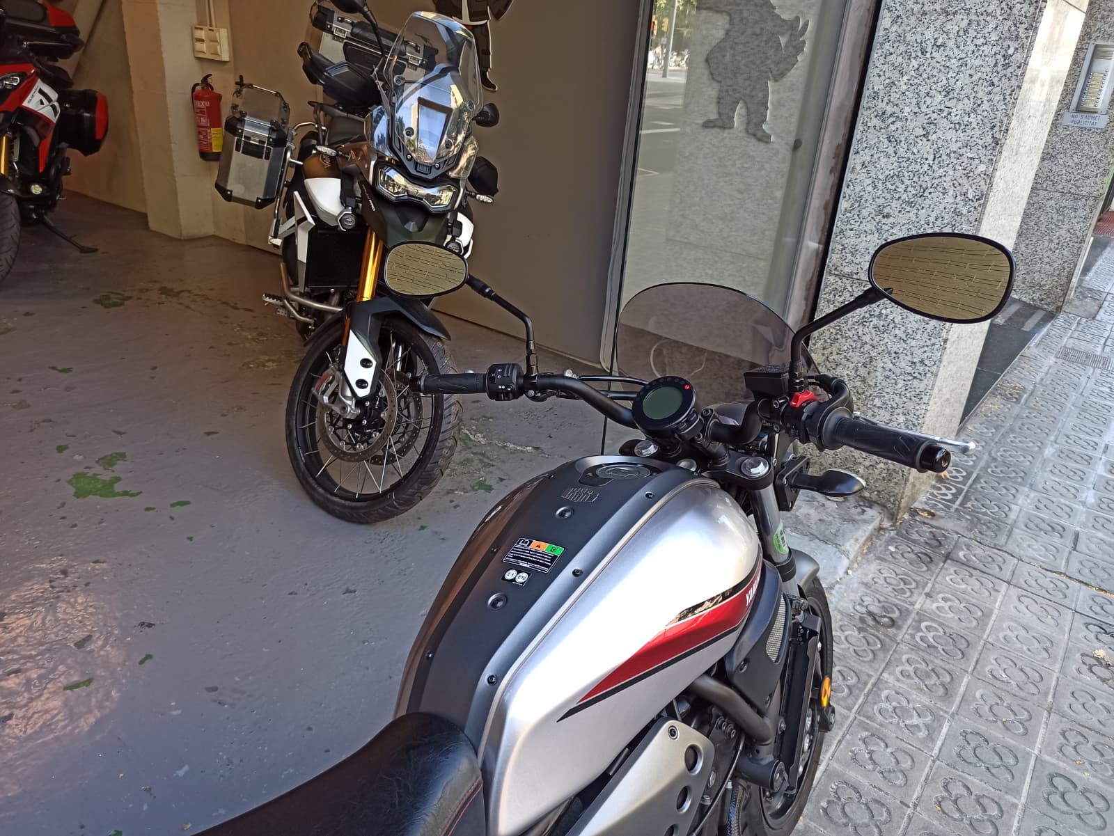 YAMAHA XSR 700 - Imagen 6