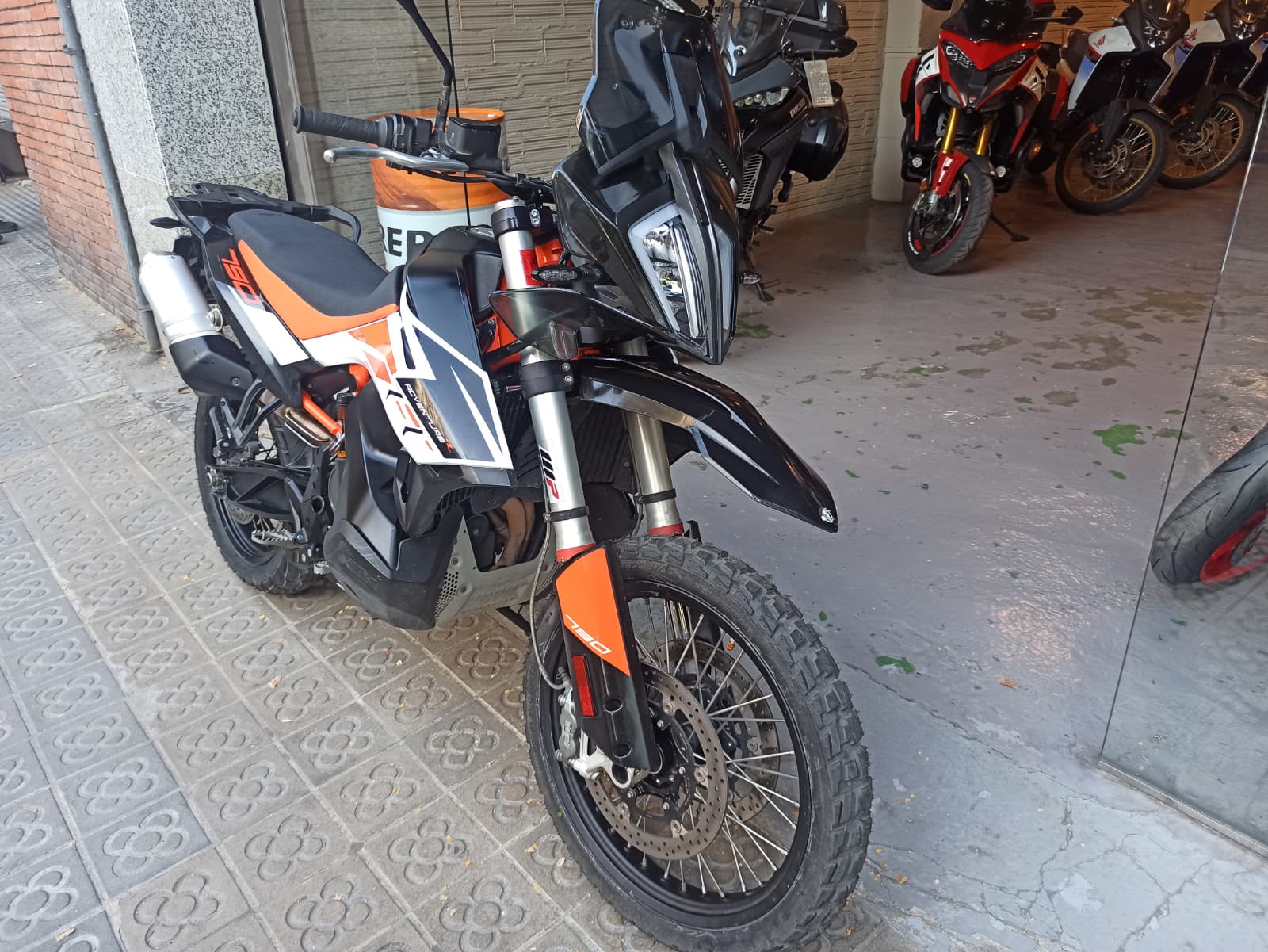 KTM 790 ADVENTURE R - Imagen 4
