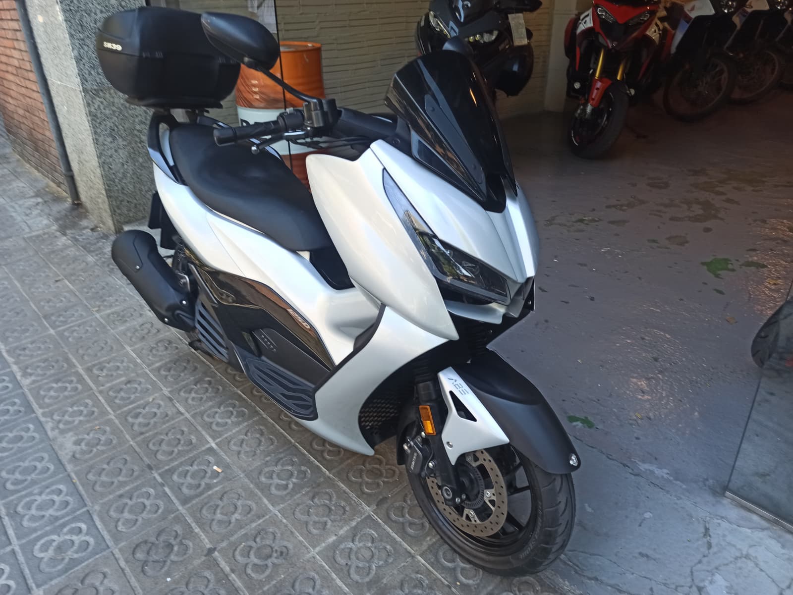 ZONTES D125 - Imagen 4