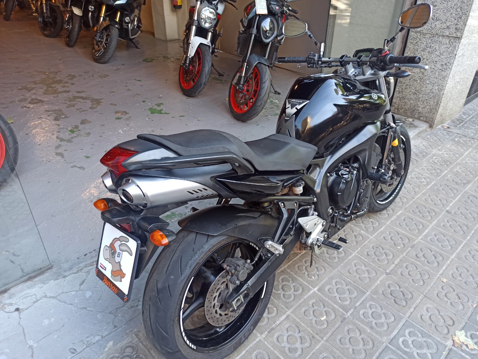 YAMAHA FZ6 N S2 - Imagen 7
