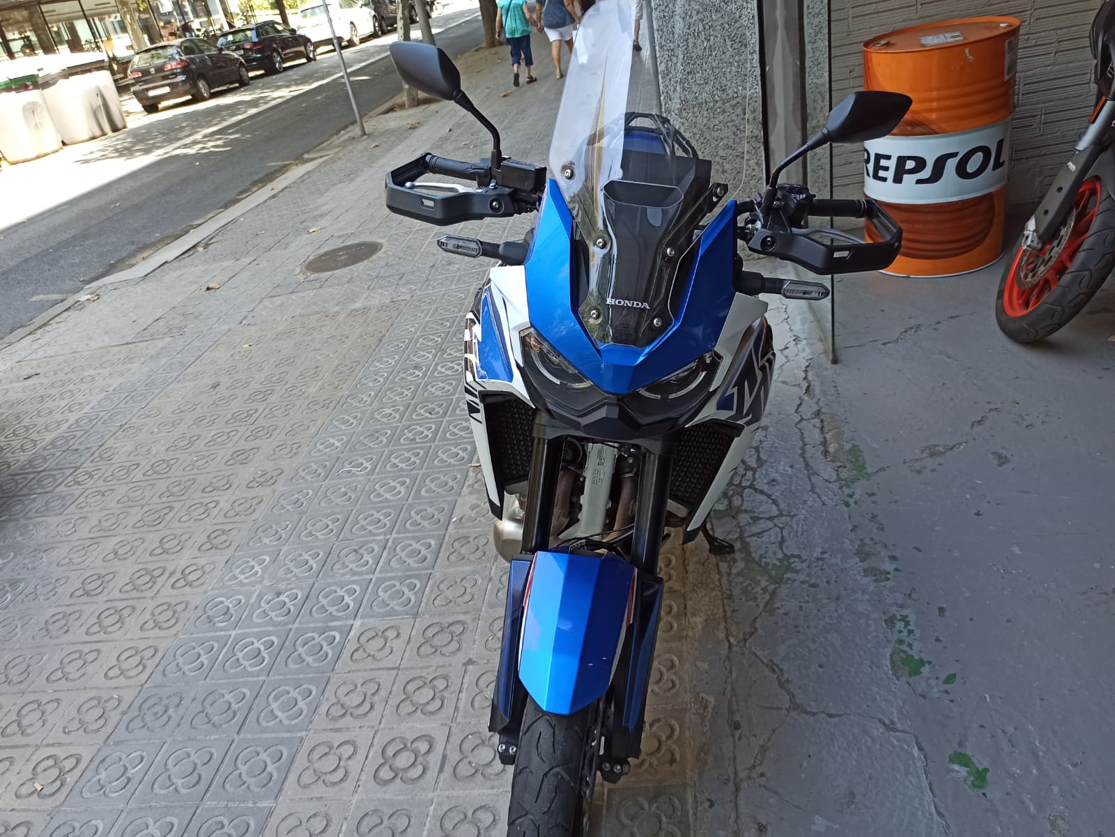 HONDA AFRICA TWIN 1100 - Imagen 5