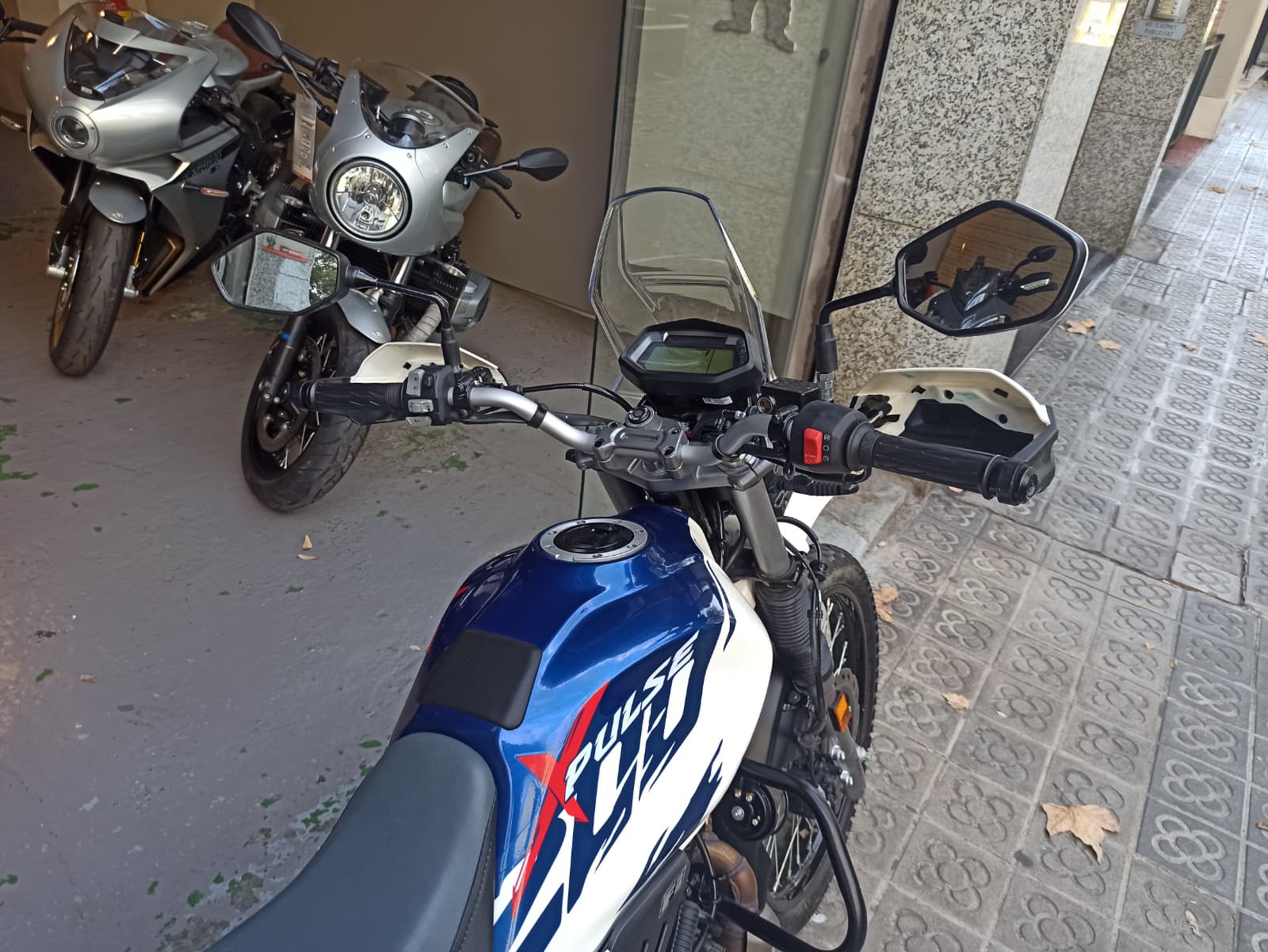 HERO Xpulse 200 4V - Imagen 6