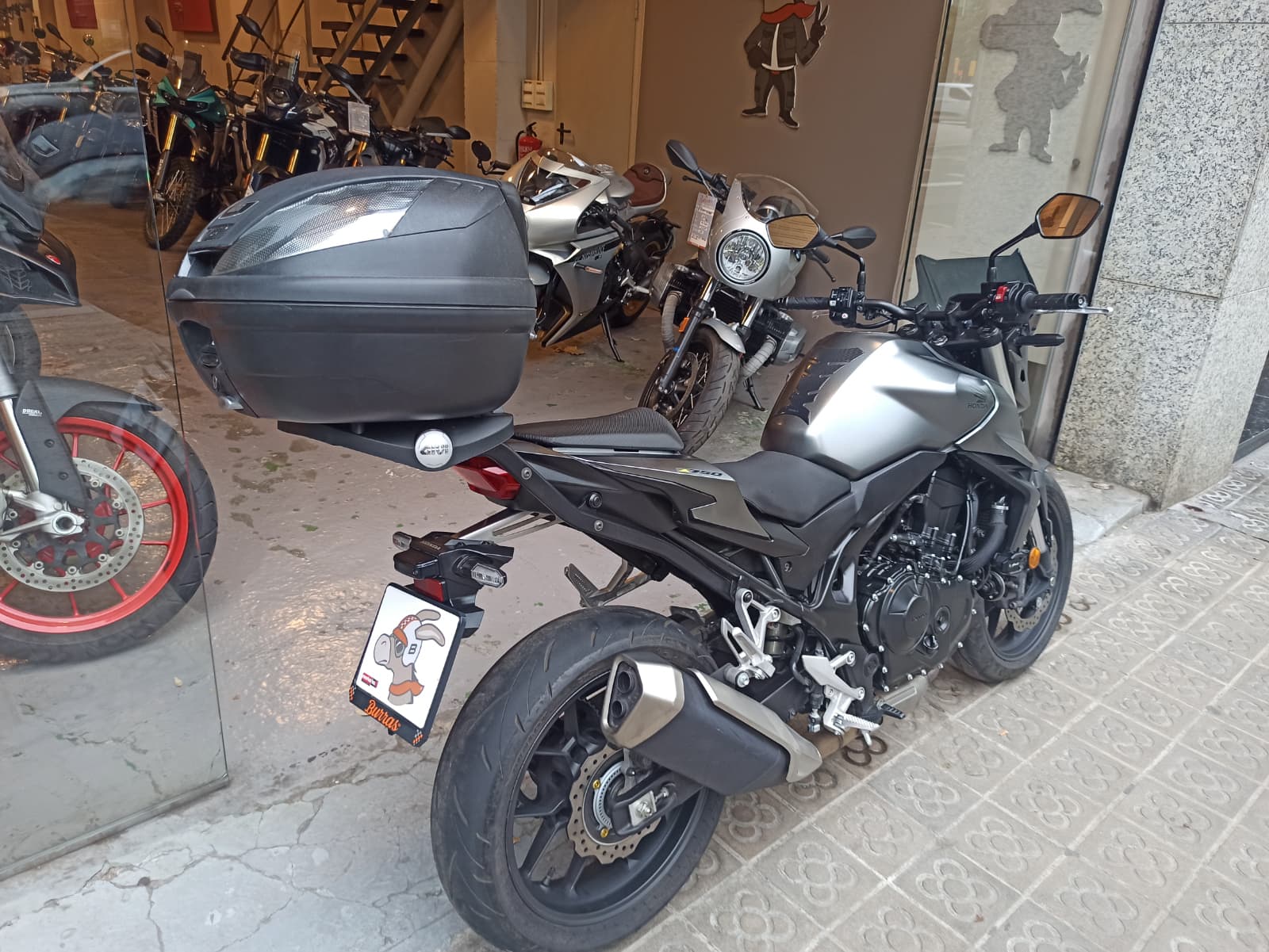 HONDA CB750 HORNET - Imagen 7
