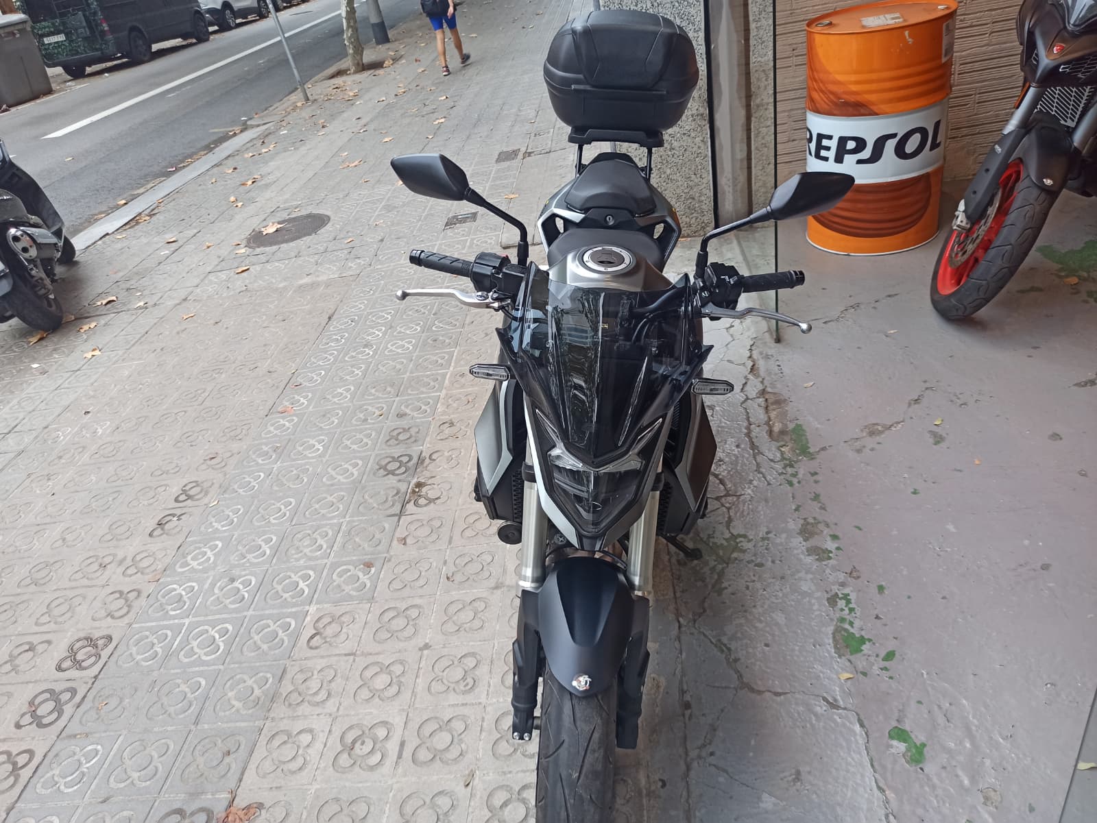 HONDA CB750 HORNET - Imagen 5