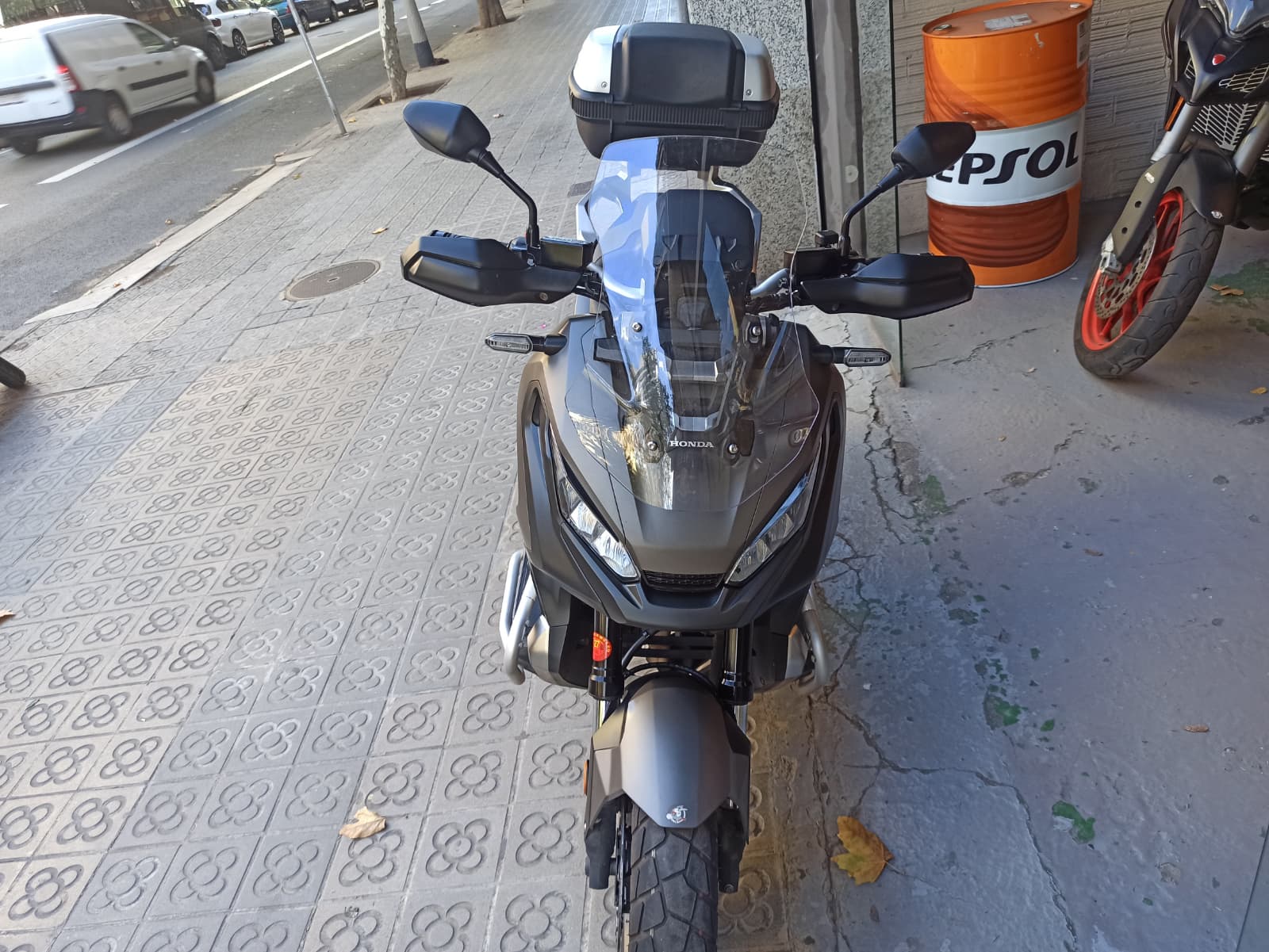 HONDA X-ADV 750 - Imagen 5