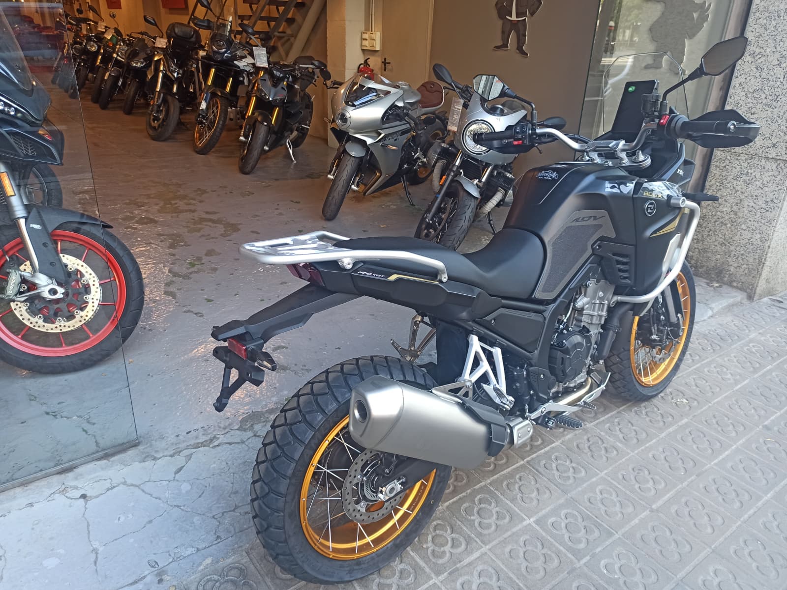 KOVE 800X GT - Imagen 7