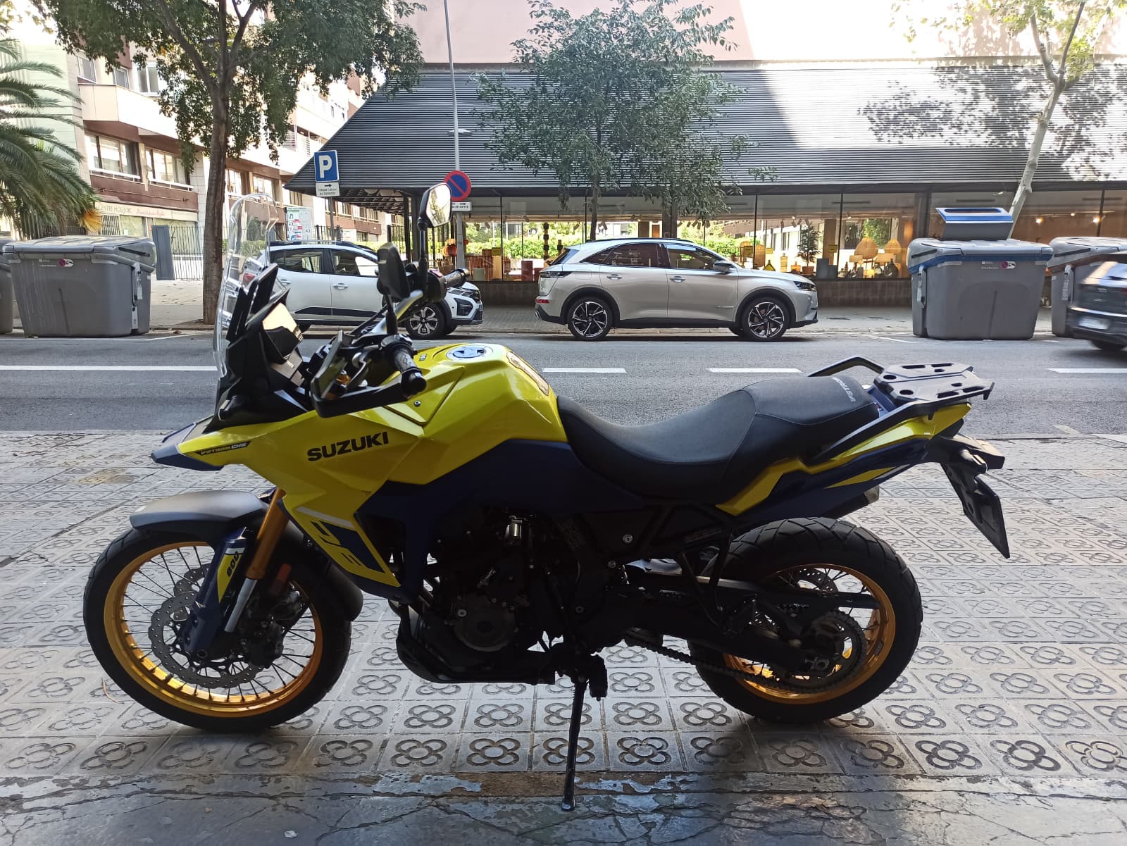 SUZUKI V-STROM 800 DE - Imagen 8