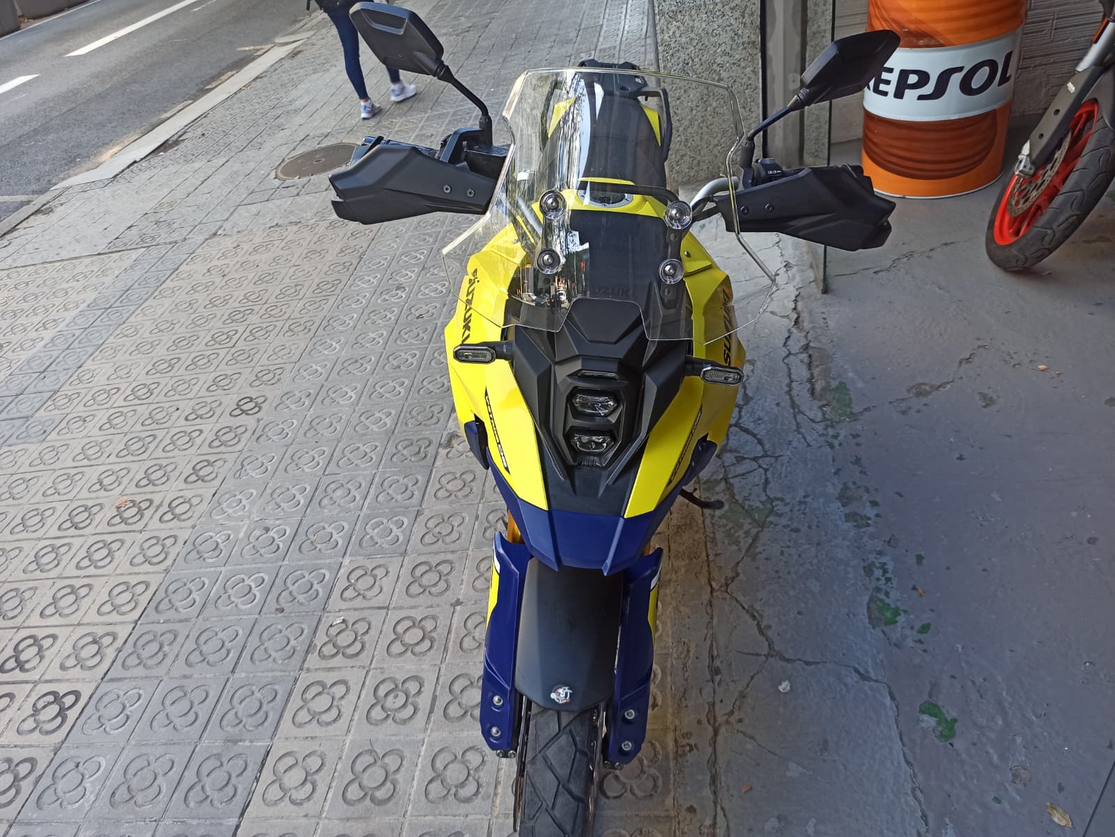 SUZUKI V-STROM 800 DE - Imagen 5