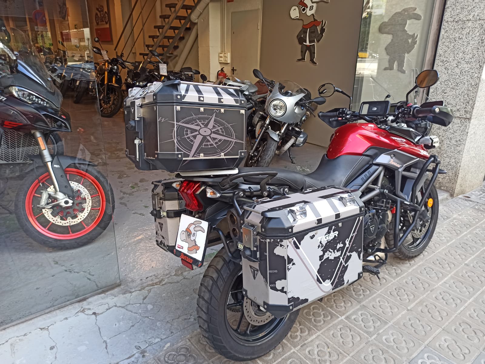 TRIUMPH TIGER 800 XRT - Imagen 7