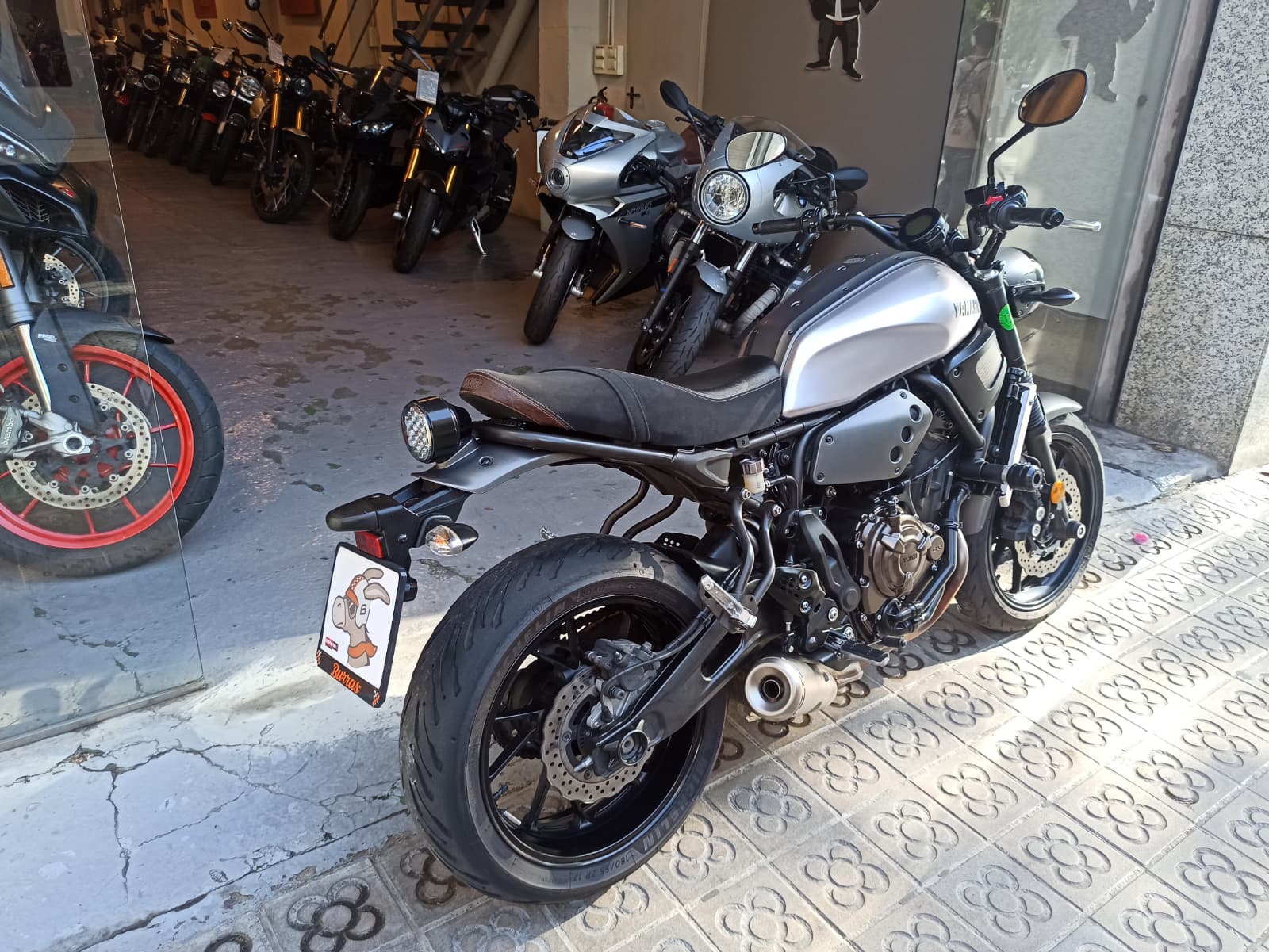 YAMAHA XSR 700 - Imagen 7