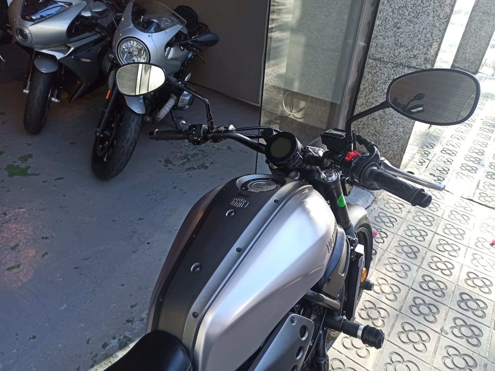 YAMAHA XSR 700 - Imagen 6
