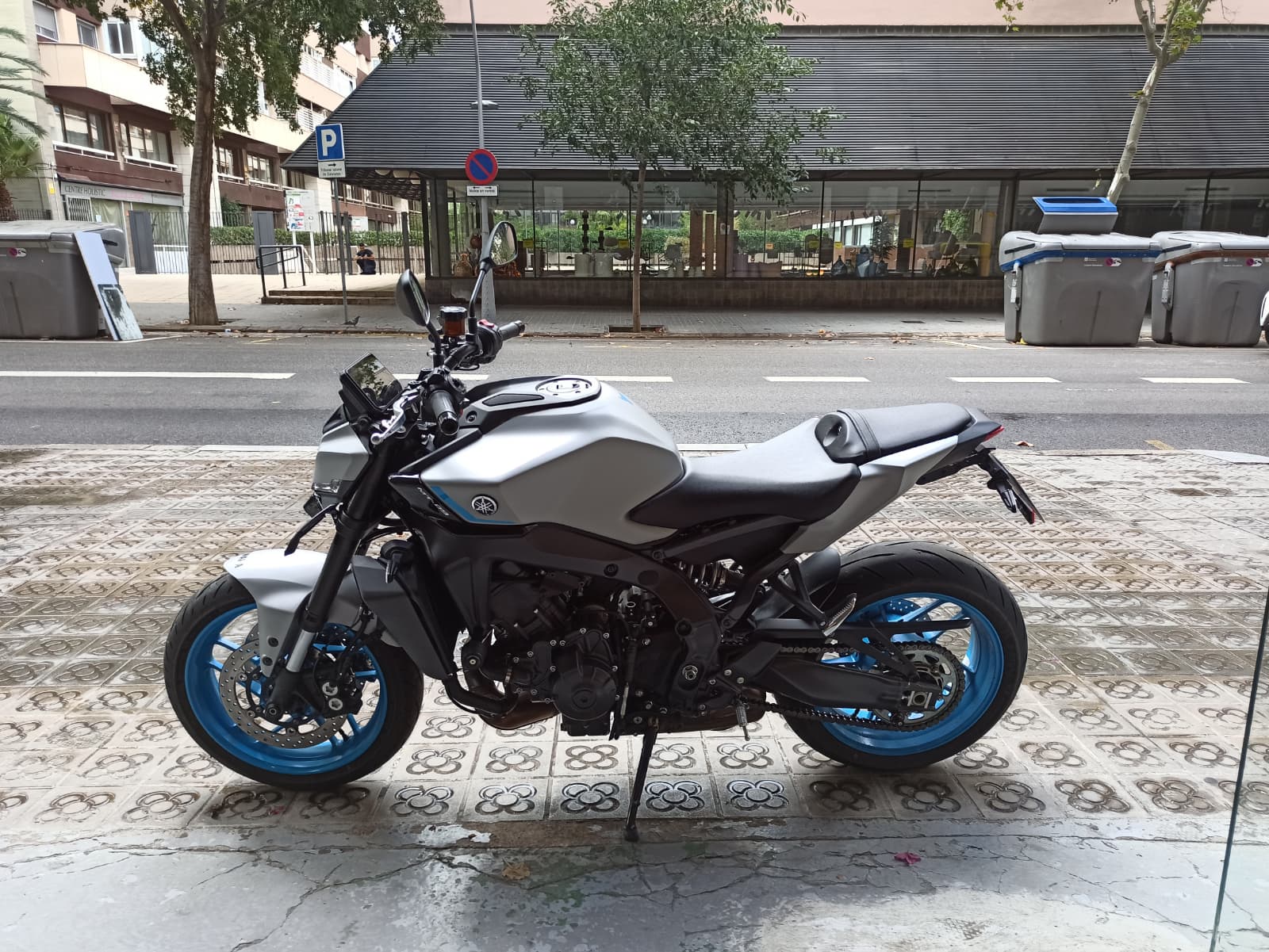 YAMAHA MT 09 A2 - Imagen 8