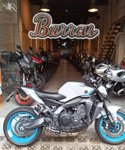 YAMAHA MT 09 A2