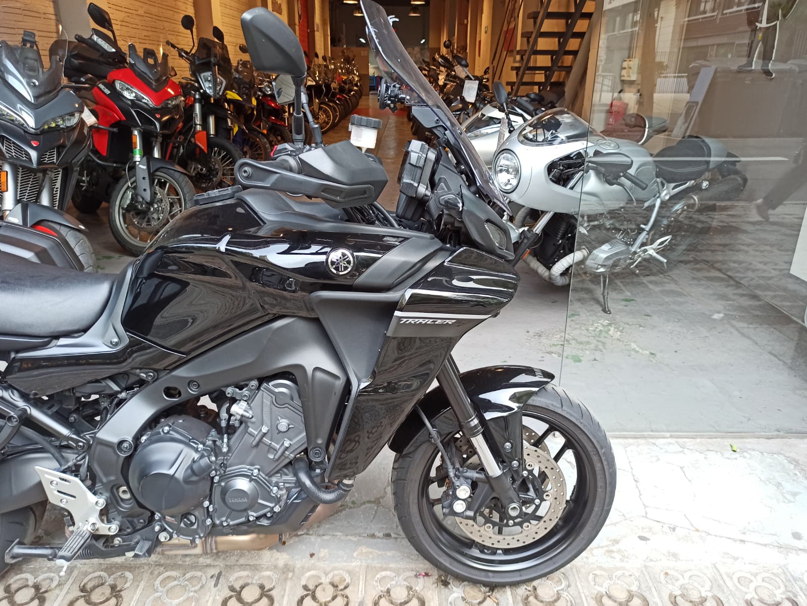YAMAHA TRACER 9 - Imagen 3