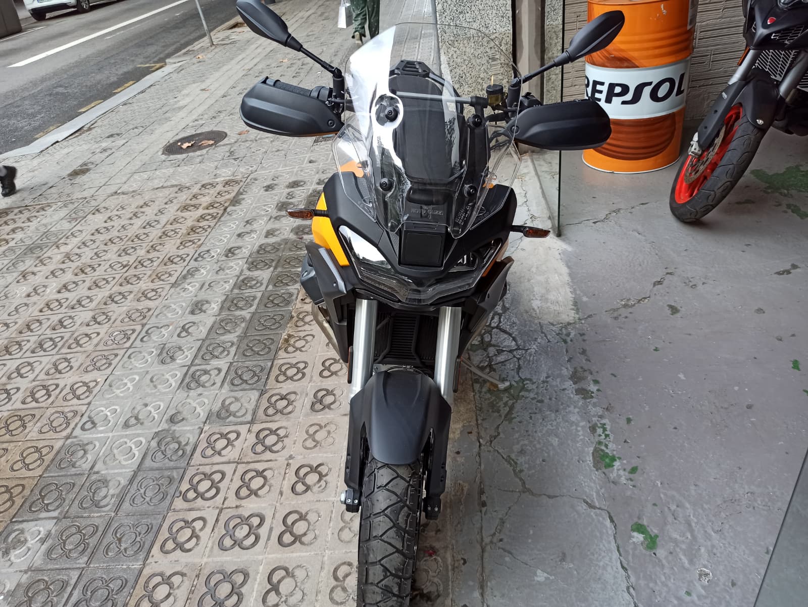 MOTO GUZZI STELVIO - Imagen 5