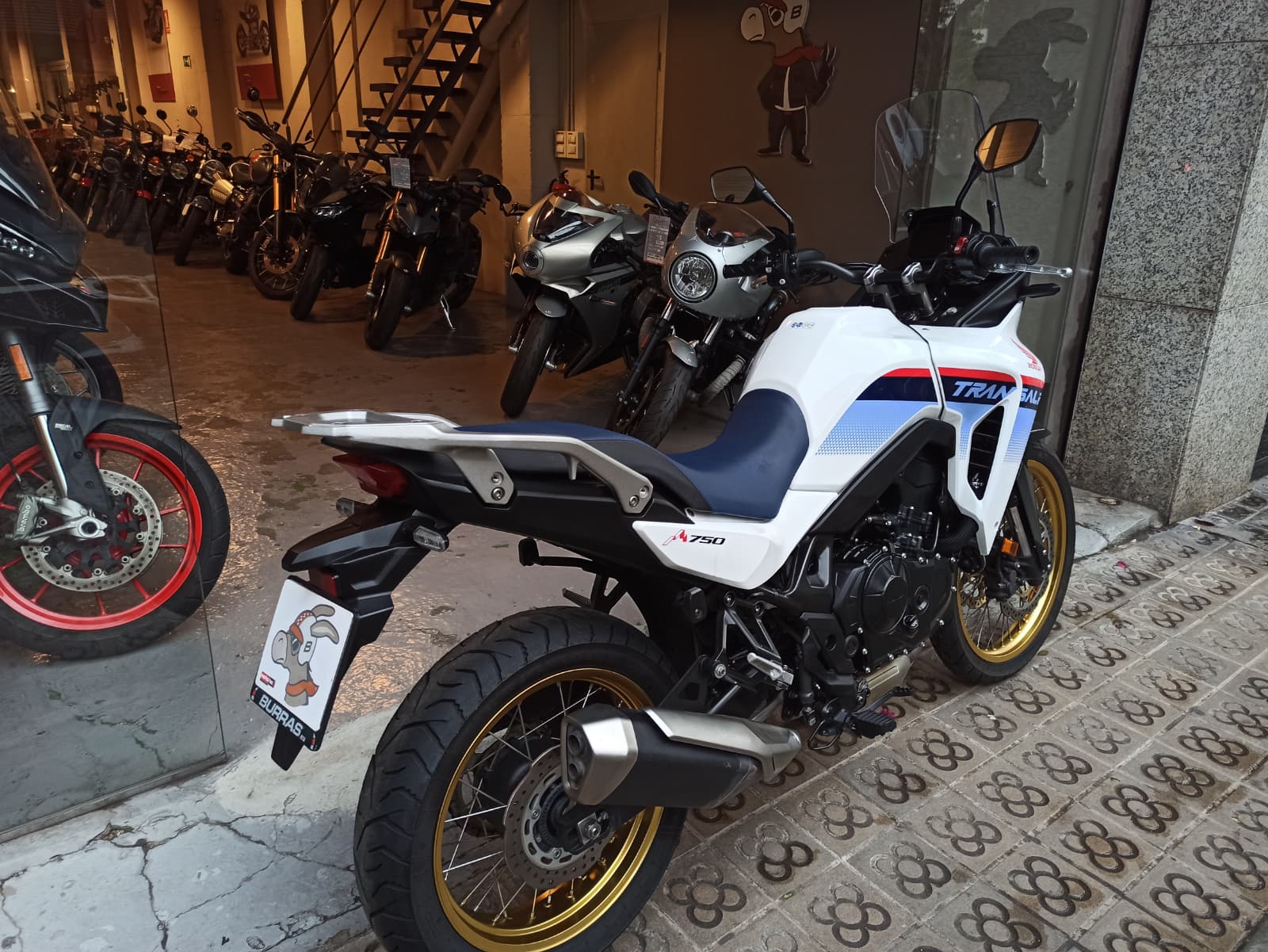 HONDA TRANSALP 750 - Imagen 7