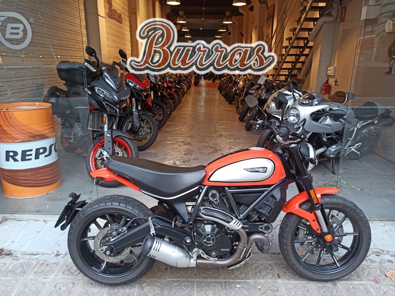 DUCATI SCRAMBLER ICON
