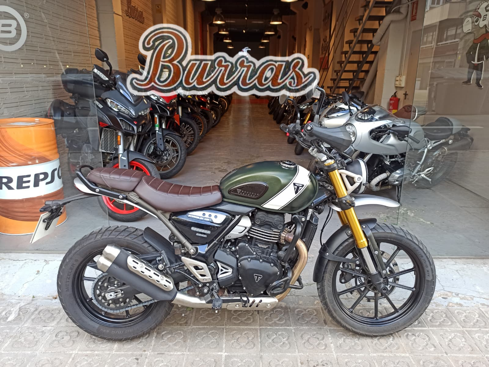 TRIUMPH SCRAMBLER 400 X