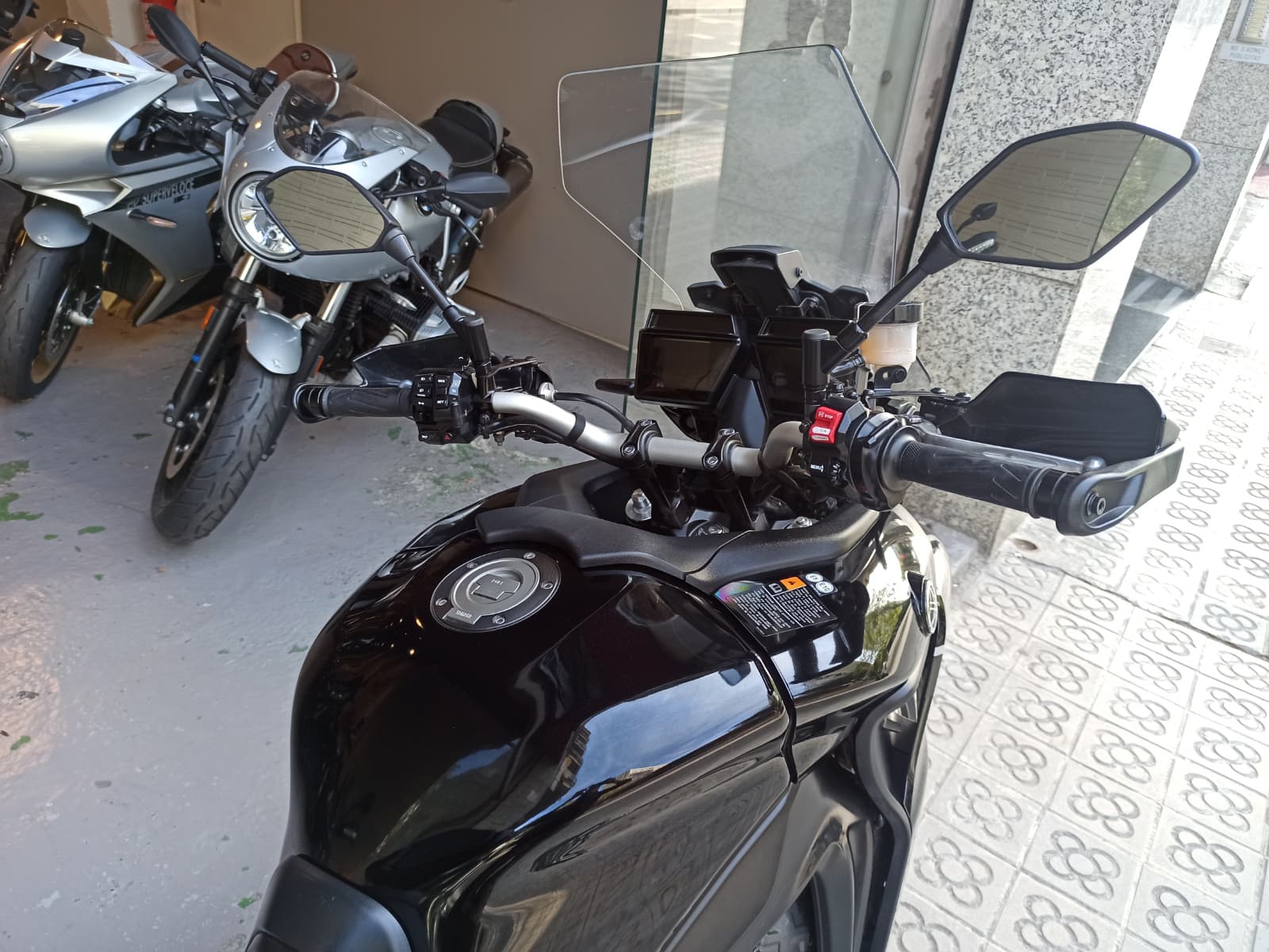 YAMAHA TRACER 9 - Imagen 4