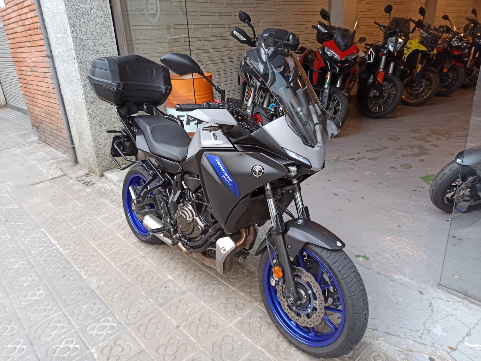 YAMAHA TRACER 7 - Imagen 4